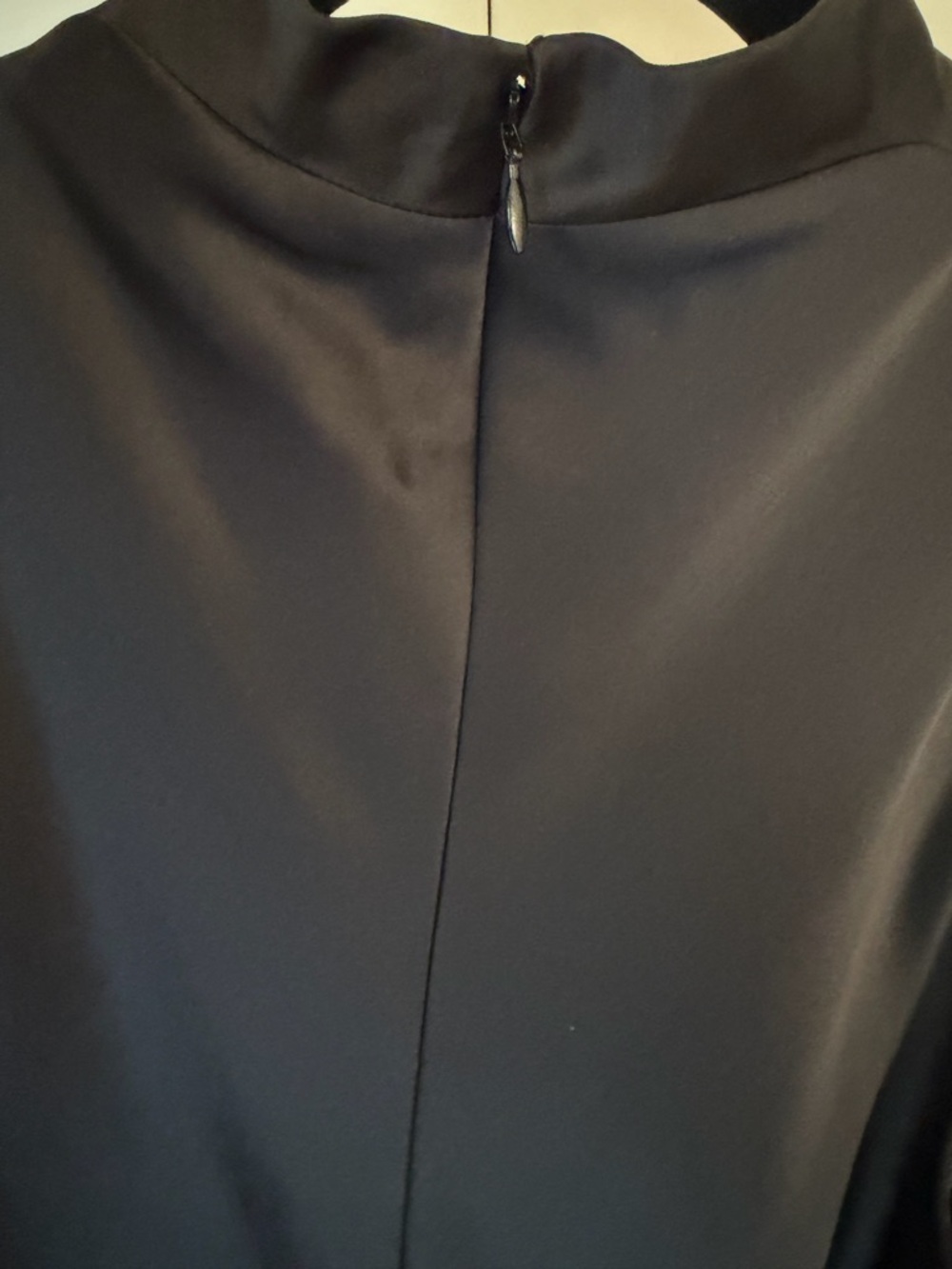 NWT Antonio Melani Sleevless Black Cowl Neck Satin Dress - Picture 5 of 5